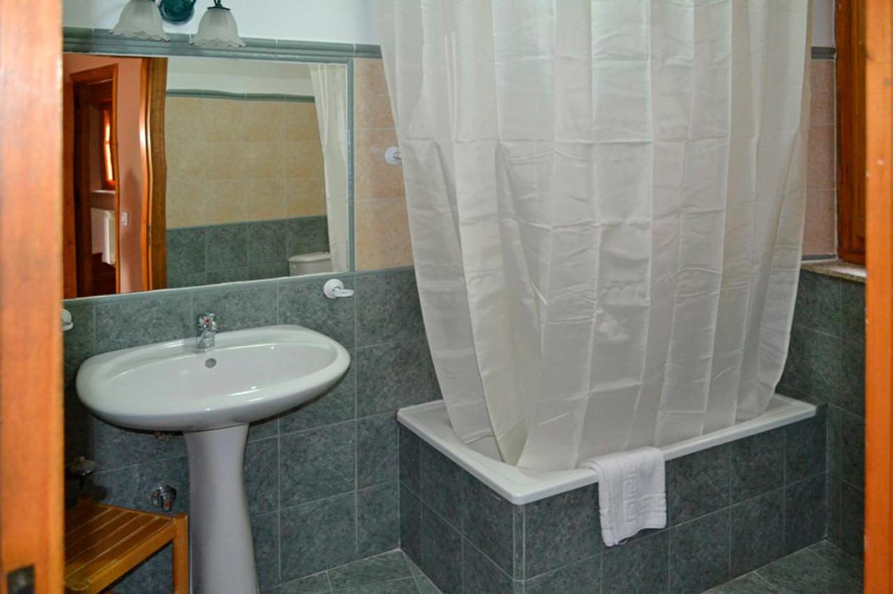 Hotel Rural La Casa De Irene Lubián Kültér fotó
